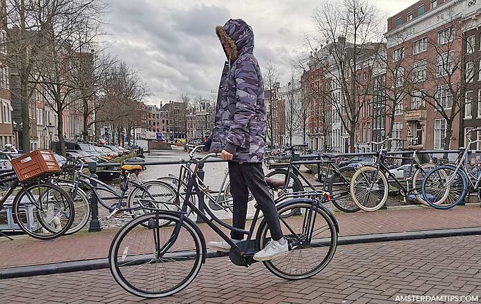 amsterdam cyclist