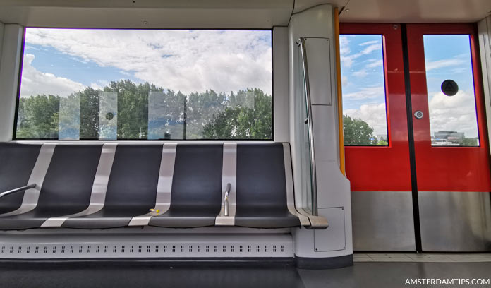 amsterdam metro seats