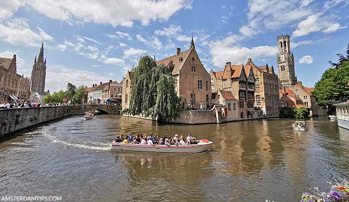 bruges canal cruise