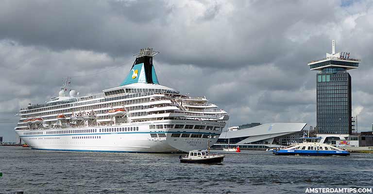 cruise ship amsterdam