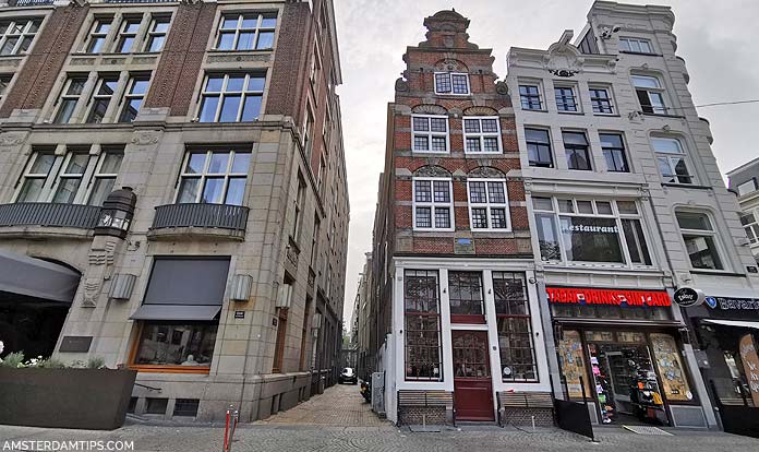 dam square amsterdam pijlsteeg