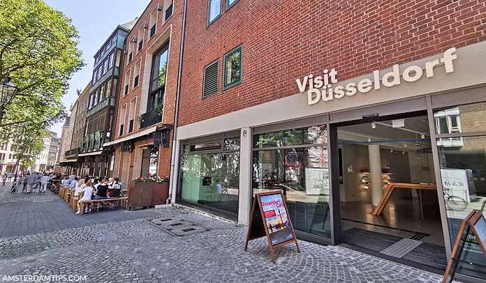 dusseldorf altstadt tourist office on rheinstrasse