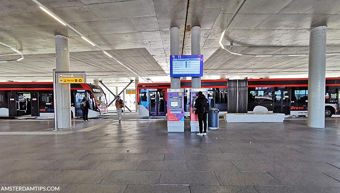 eindhoven airport bus station