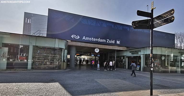expat steps amsterdam