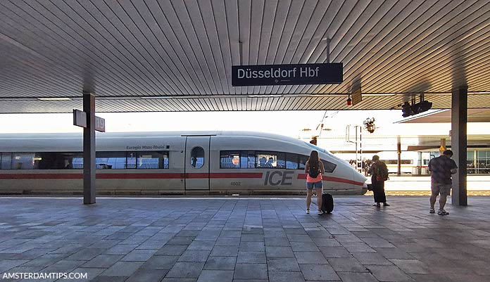 ice train at dusseldorf hbf station