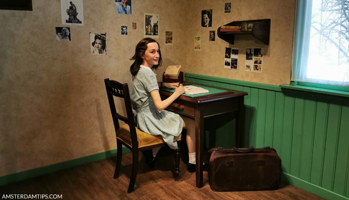 madame tussauds amsterdam anne frank