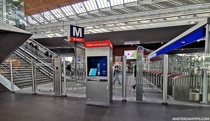 metro station amsterdam bijlmer arena