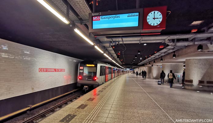 centraal station amsterdam metro