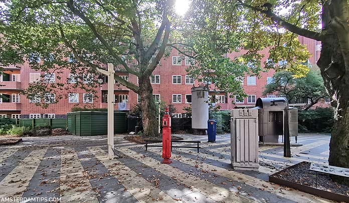 museum het schip garden courtyard