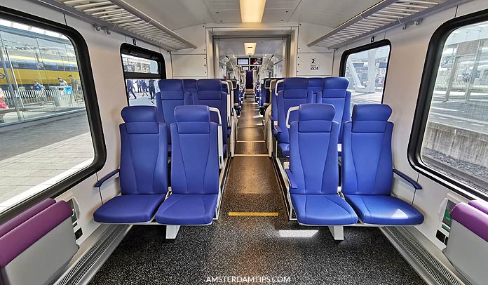 ns sprinter light train (sng) 2nd class seats
