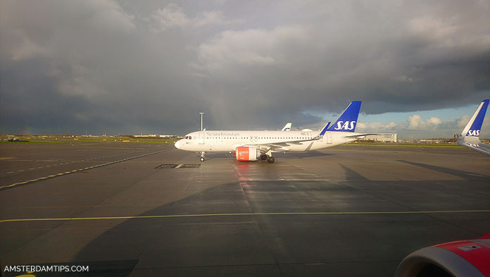 sas aircraft at amsterdam