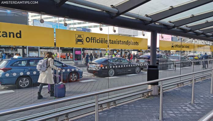 amsterdam schiphol airport taxi stand