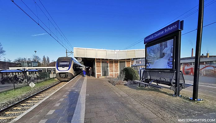 zaandijk zaanse schans station